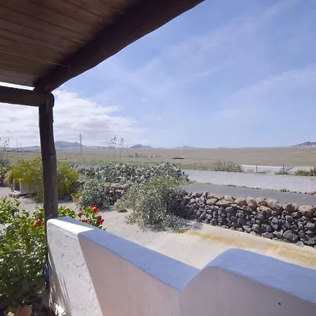 Дом отдыха Casa Famara *