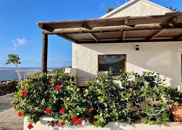 Casa Famara *